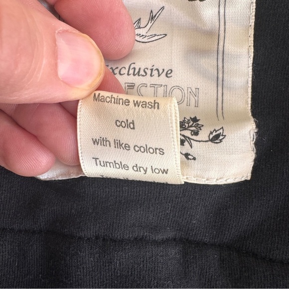 Nick and Mo Anthropologie Black V Neck Long Sleeve Knit Jacket Womens Size M - Picture 13 of 13